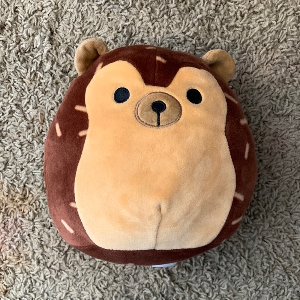 8 in squishmallow